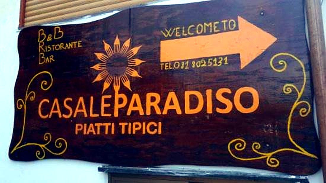 Casale Paradiso entrance sign, Via Radicosa San Lazzaro